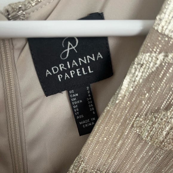 Adrianna Papell Metallic 1920s art deco inspired Gold Leaf Dress with slit - Picture 5 of 10